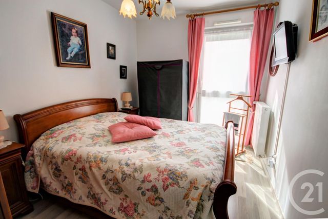 Appartement T3 à vendre - 3 pièces - 64.33 m2 - ANGERS - 49 - PAYS-DE-LOIRE - Century 21 Maison Sabot Appartement T3 à vendre - 3 pièces - 64.33 m2 - ANGERS - 49 - PAYS-DE-LOIRE - Century 21 Maison Sabot