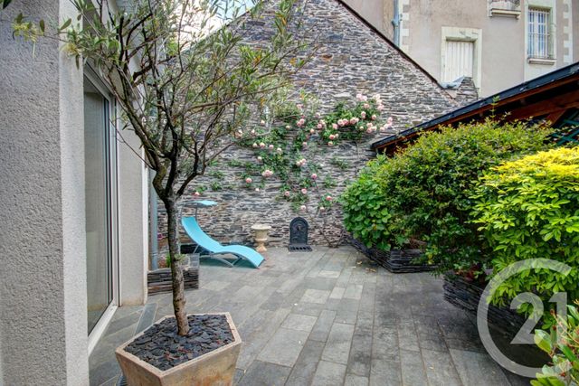 maison à vendre - 8 pièces - 155.0 m2 - ANGERS - 49 - PAYS-DE-LOIRE - Century 21 Maison Sabot maison à vendre - 8 pièces - 155.0 m2 - ANGERS - 49 - PAYS-DE-LOIRE - Century 21 Maison Sabot