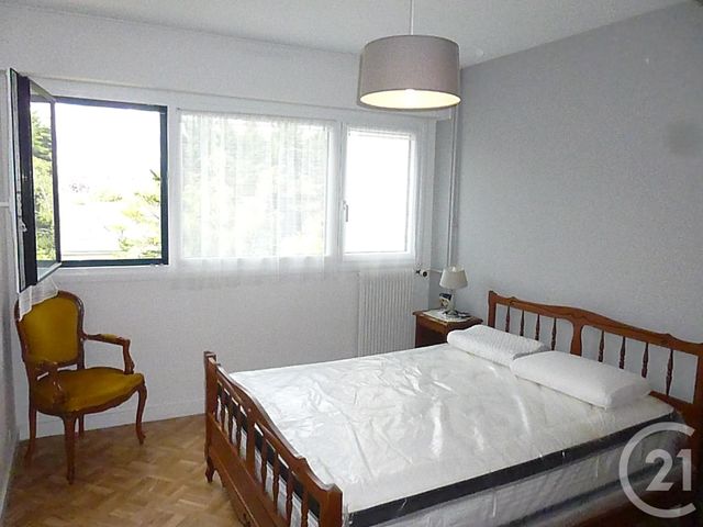 Appartement F3 à vendre - 4 pièces - 78.96 m2 - ANGERS - 49 - PAYS-DE-LOIRE - Century 21 Maison Sabot Appartement F3 à vendre - 4 pièces - 78.96 m2 - ANGERS - 49 - PAYS-DE-LOIRE - Century 21 Maison Sabot
