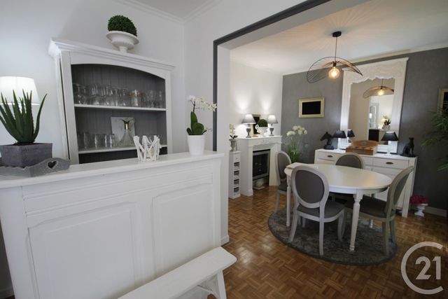Afficher la photo en grand Appartement T4 à vendre - 4 pièces - 82.45 m2 - ANGERS - 49 - PAYS-DE-LOIRE - Century 21 Maison Sabot