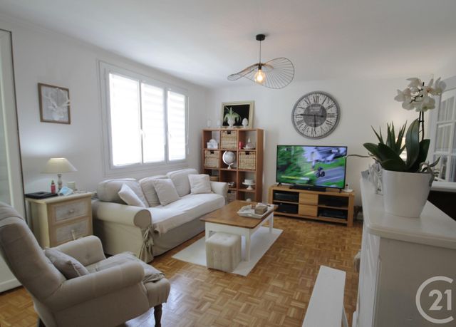Afficher la photo en grand Appartement T4 à vendre - 4 pièces - 82.45 m2 - ANGERS - 49 - PAYS-DE-LOIRE - Century 21 Maison Sabot