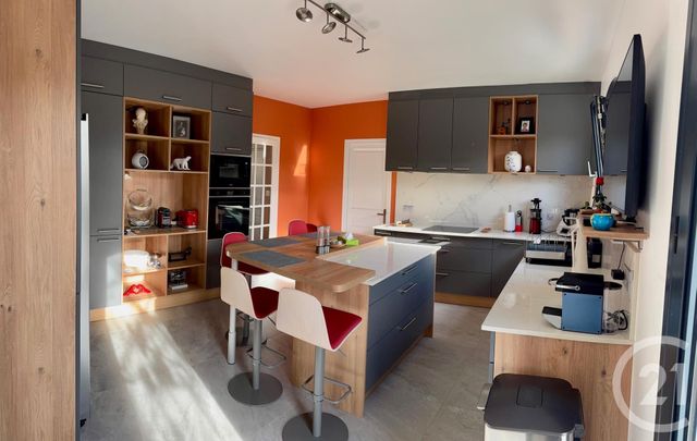 maison à vendre - 7 pièces - 195.0 m2 - AVRILLE - 49 - PAYS-DE-LOIRE - Century 21 Maison Sabot