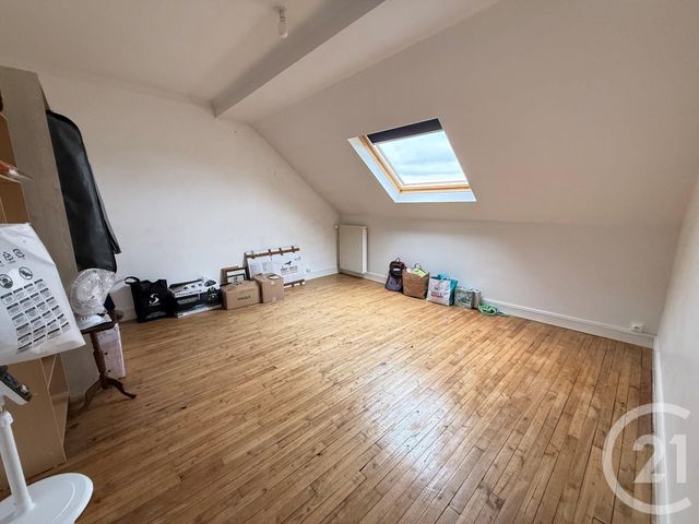 maison à louer - 6 pièces - 112.0 m2 - STE GEMMES SUR LOIRE - 49 - PAYS-DE-LOIRE - Century 21 Maison Sabot